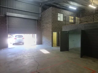 Premium grade warehouse available for Let in a prestigious gated complex in Briardene