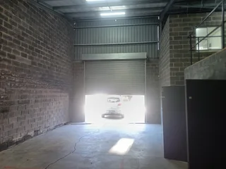 Premium grade warehouse available for Let in a prestigious gated complex in Briardene