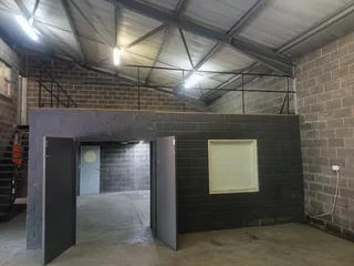 Premium grade warehouse available for Let in a prestigious gated complex in Briardene