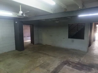 Premium grade warehouse available for Let in a prestigious gated complex in Briardene