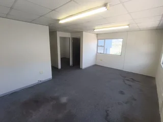 Premium grade warehouse available for Let in a prestigious gated complex in Briardene