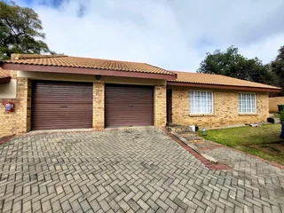 Cozy 2-Bedroom Townhouse in Pioneer Park