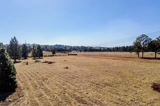EXCELLENT OPPORTUNITY TO ESCAPE FROM ESKOM &amp; EARN YOUR KEEP FROM THE LAND IN PRETORIA EAST