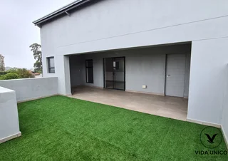 Spacious Contemporary Loft Apartment FOR SALE in Langeberg Heights!