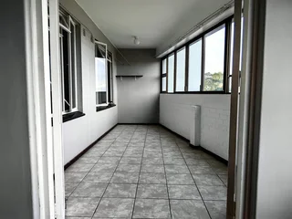 Modern 3-Bedroom And 2-Bathroom Flat Ideal For Families