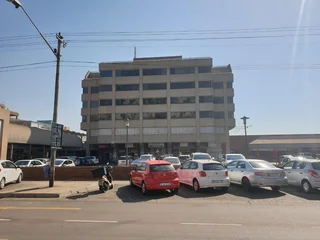 WHITE BOX UNIT LOCATED WITHIN A HIGH RISE BUILDING IN HATFIELD