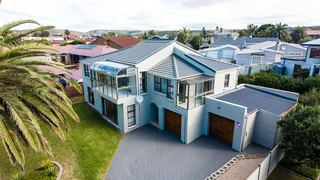 Bayview - stunning location close to the sea