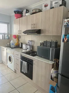 Apartment To Rent in Cravenby, Parow