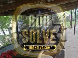 SINGLE ROOM, NATURE LOVERS DREAM. OVERLOOKING UMBILO BIRDLAKE SANCTUARY. GODSOLVE ROOMS