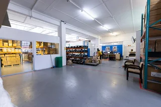 Observatory - Secure Business Park - 945m² with 400 Amps 3 Phase supply