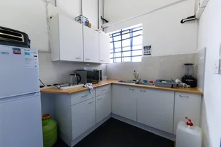 Observatory - Secure Business Park - 945m² with 400 Amps 3 Phase supply