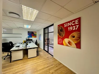 This Premium grade office available for sale in the prestigious in Royal Palm