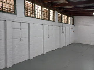 Secure factory/warehouse  with shared yard