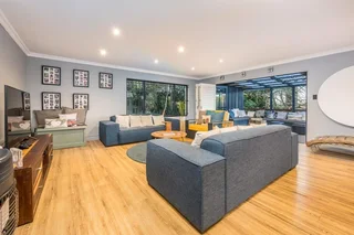 Ideal Dual Living Home in Aurora