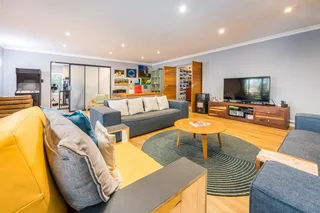 Ideal Dual Living Home in Aurora