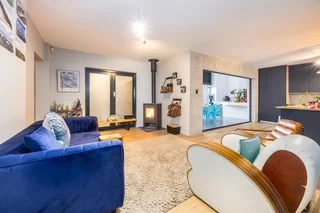 Ideal Dual Living Home in Aurora