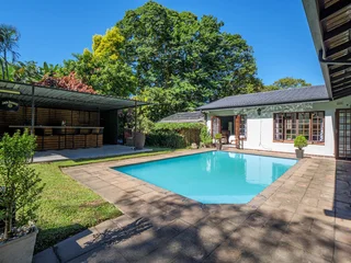 POOL PARTIES, DESIGNER DETAILS AND SECURE, CUL-DE-SAC CALM