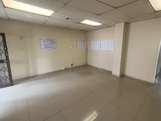 OFFICE IN THE HEART OF UMHLANGA