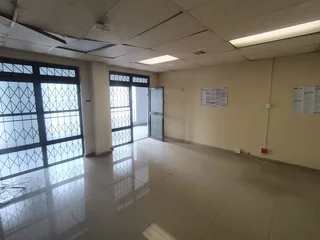 OFFICE IN THE HEART OF UMHLANGA