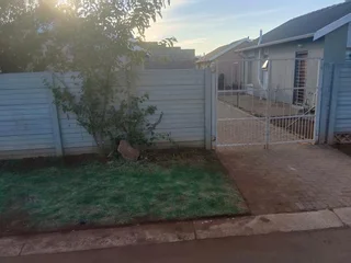 Modern 2-Bedroom Home for Sale in Sky City – Ideal Starter or Investment!