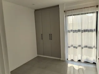 MODERN, BRAND NEW HOME