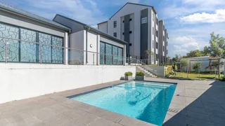 2-Bed, 2-Bath Apartment with Ensuite, Balcony &amp; Estate Amenities – Available 1 August