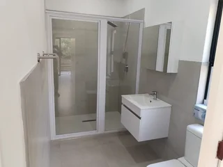 MODERN, BRAND NEW HOME