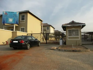 First Floor 2-Bedroom Apartment To Let – Moffat View