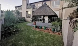 3  BEDROOM TOWNHOUSE FOR SALE IN SOUTH CREST