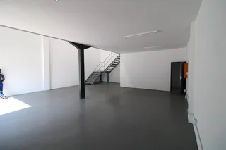 Premium A grade warehouse available to let in Sigma Business Park