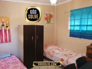 Peaceful Single Room or Sharing Room- Godsolve - Mature 20&#43; – Near Queensmead Mall, Umbilo