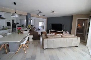 Elegant Coastal Living in the Heart of Umhlanga