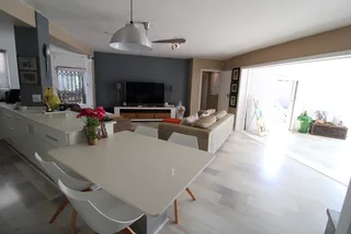 Elegant Coastal Living in the Heart of Umhlanga