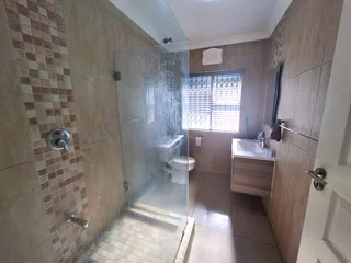 EXCELLENT LOCATION IN SECURE PET FRIENDLY COMPLEX