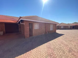 Secure 2-Bedroom Lock-Up and Go Townhouse with Garage