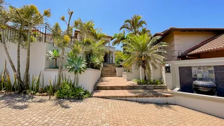 Move-in-ready Tuscan Inspired 5-bedroom family home in Umhlanga Rocks!