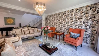 Move-in-ready Tuscan Inspired 5-bedroom family home in Umhlanga Rocks!