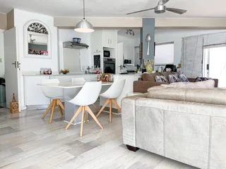 Exquisite 4-Bedroom Family Retreat with Tropical Garden &amp; Ocean Views – Umhlanga Ridge