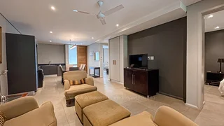 Modern fully furnished 2-bedroom apartment with a private lush garden!