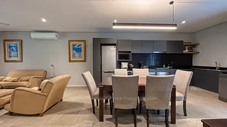 Modern fully furnished 2-bedroom apartment with a private lush garden!