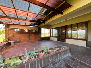 Charming 3-Bedroom Freestanding Home with Garden Cottage &amp; Pool – Prime Location!