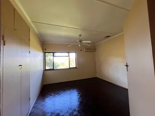 Charming 3-Bedroom Freestanding Home with Garden Cottage &amp; Pool – Prime Location!