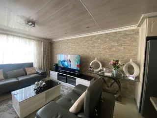 Spacious Three Bedroom Townhouse