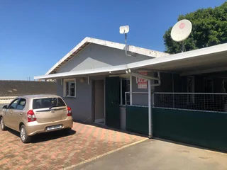 Perfect for family!! Stunning 3 bedroom house for sale