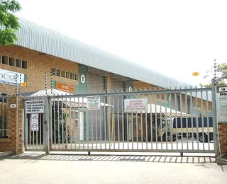 Warehouse In Briardene  To-Let