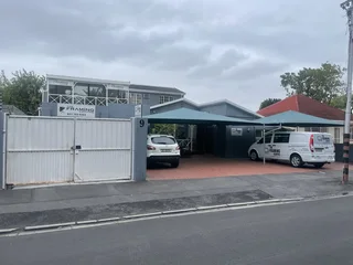 PRIME INVESTMENT PROPERTY IN ROYAL CAPE, OTTERY