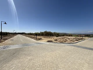 Large Corner plot in Mount Vernon