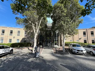 914 squares Top-Floor Office with Breathtaking Views – Tygerberg Park, Drakenzicht Building