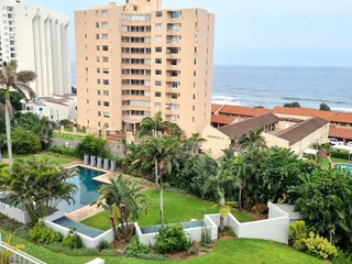 Modern Apartment with Spectacular Ocean Views