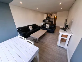 STUNNING UNIT AT THE BREAKERS - UMHLANGA